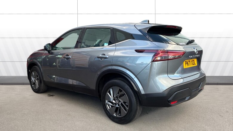 Nissan Qashqai 1.3 DiG-T MH Acenta Premium 5dr Petrol Hatchback